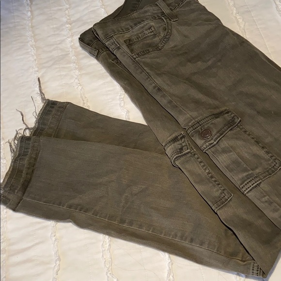 Army Green Jeans with Cargo Pockets - Picture 6 of 8